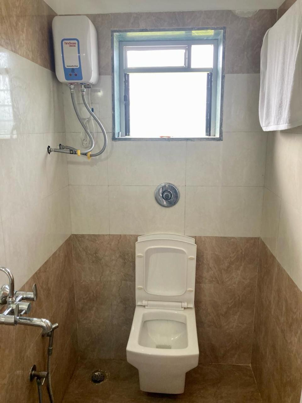 Hotel Seanest Alībāg Esterno foto